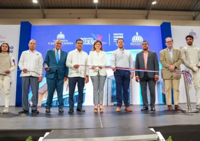 Vicepresidenta Raquel Peña y Ministro Bonilla entregan nuevo Pabellón de Esgrima en el Centro Olímpico