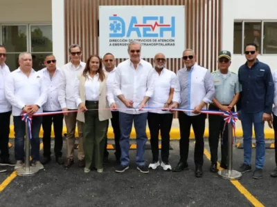 Presidente Luis Abinader inaugura nueva sede de la DAEH en San Francisco de Macorís