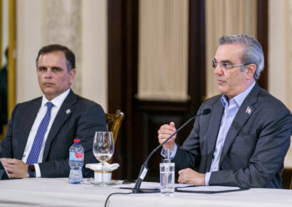 Abinader destaca labor de Jochi Vicente al frente del Ministerio de Hacienda: “Fue clave para superar la crisis por la pandemia”