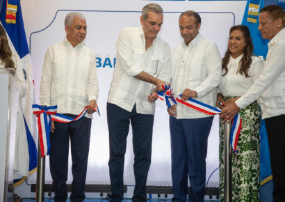 Samuel Pereyra entre risas en Manzanillo: “No soy el ministro preferido, pero sí el banquero favorito”