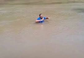 Periodista tropieza con el cadáver de una niña desaparecida mientras cubría la noticia en Brasil