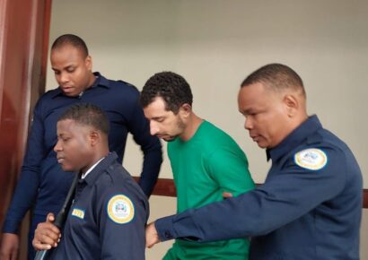 Trasladan a Jean Andrés Pumarol al Palacio de Justicia para conocer coerción