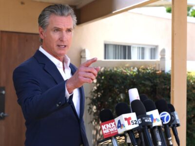 Newsom exige a Trump retirar los últimos soldados desplegados en Los Ángeles