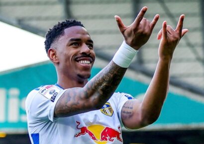 El dominicano Junior Firpo deja el Leeds United tras finalizar su contrato