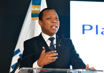 Intrant interpone querella por soborno y extorsión contra la empresa Dekolor