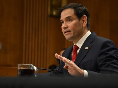 EE. UU. se opone a decisión de Macron de reconocer oficialmente al Estado palestino