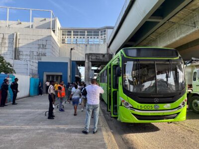 Tráfico mejora y usuarios se adaptan al cierre de estaciones del Metro en su tercer día