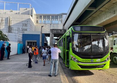 Tráfico mejora y usuarios se adaptan al cierre de estaciones del Metro en su tercer día
