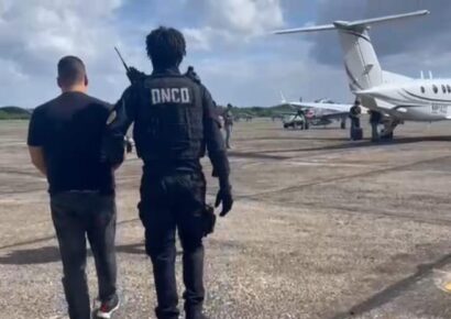 Autoridades dominicanas entregan a EE. UU. a acusado de narcotráfico