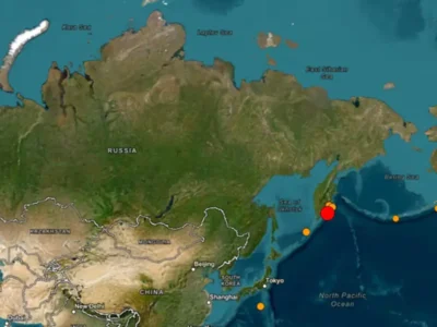 Fuerte terremoto de magnitud 8 sacude la costa este de Rusia y activa alerta de tsunami en el Pacífico