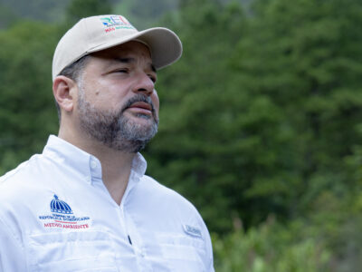 Ministro de Medio Ambiente minimiza impacto de proyecto y anuncia expansión del Jardín Botánico