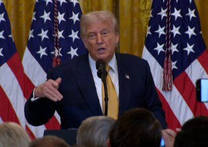 Gobierno de EE.UU. usó IA para revisar miles de regulaciones federales