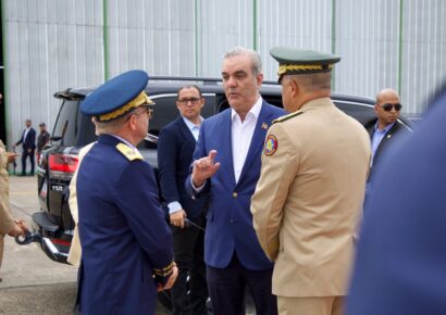 Abinader viaja hoy a EE.UU. para participar en cumbre empresarial este fin de semana