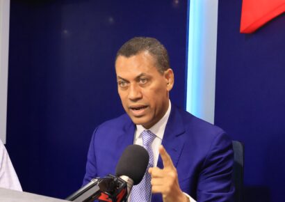 Presidente de INDOTEL alerta sobre difamación y extorsión sin control en medios digitales