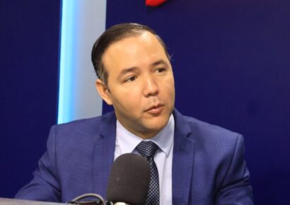 Pujols a Abinader: “SeNaSa se manejaba con criterios, no de forma improvisada”