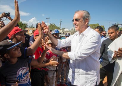 Abinader llevará jornada de trabajo a SPM, SDE y Boca Chica