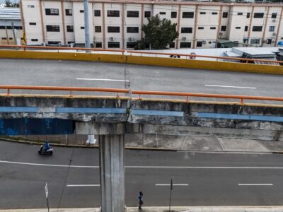 Cierran elevado de la Churchill con Kennedy por trabajos preventivos tras detectar fisura