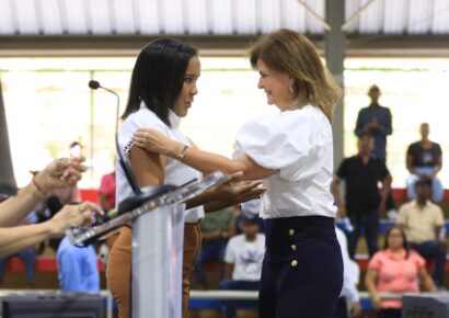 Raquel Peña resalta el impulso de Bahoruco en agricultura, turismo y minería