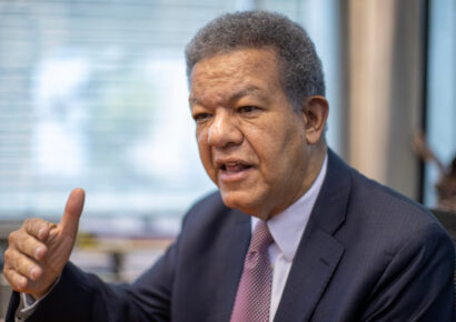 Fernández acusa al Gobierno de Luis Abinader de llevar al país a un “retroceso grave”