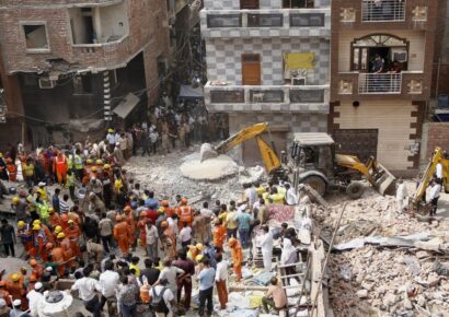 Ocho fallecidos en India por colapso de muro tras intensas lluvias