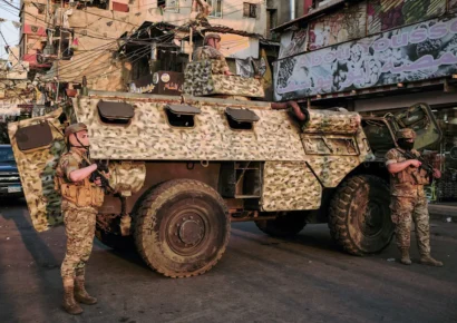 El Ejército libanés recibe nuevos cargamentos de armas de facciones palestinas en proceso de desarme