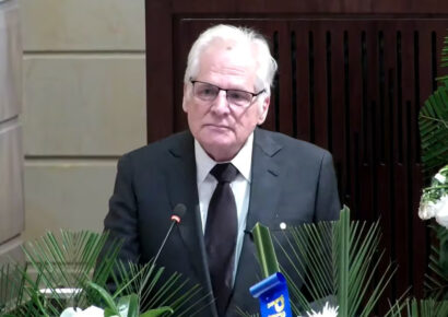 Miguel Uribe Londoño asume la precandidatura presidencial tras el asesinato de su hijo Miguel Uribe Turbay