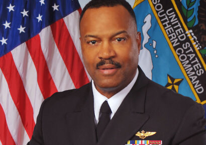 Jefe del Comando Sur de EE. UU. visita República Dominicana para reforzar cooperación en defensa