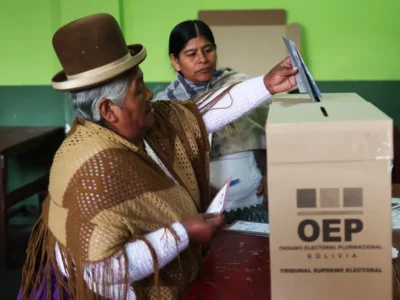 Bolivia decide este domingo tras 20 años de gobiernos de izquierda