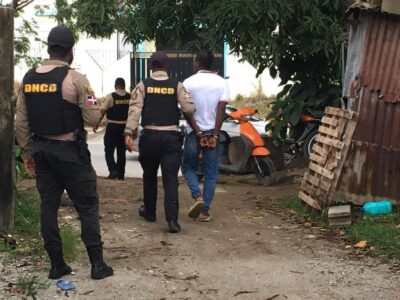 DNCD y Ministerio Público arrestan a 974 personas en operativos antidrogas