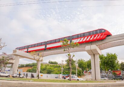 Abinader anuncia construcción del monorriel de Santo Domingo