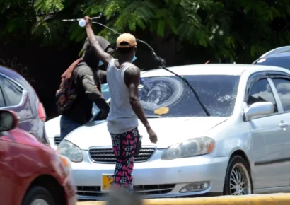 Ministra Raful: “Trabajamos constantemente para retirar limpiavidrios de las calles”