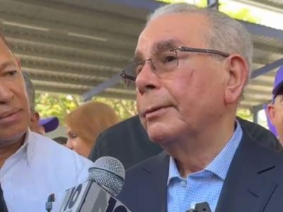 Medina lamenta abandono de aulas y retroceso en educación por parte del Gobierno