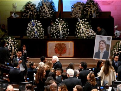 Colombia despide al senador Miguel Uribe, víctima de un atentado en campaña