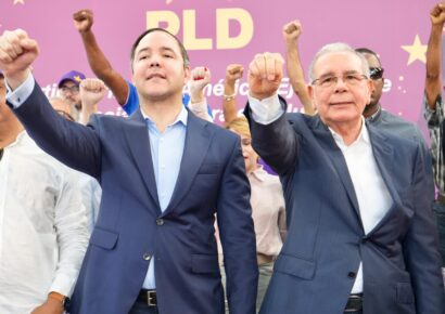 Danilo Medina, Presidente y Johnny Pujols, secretario general del PLD, encabezan este domingo asamblea provincial en Monte Plata