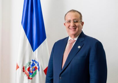 Magín Díaz afirma próximo presupuesto priorizará inversión pública y descarta reforma fiscal inmediata