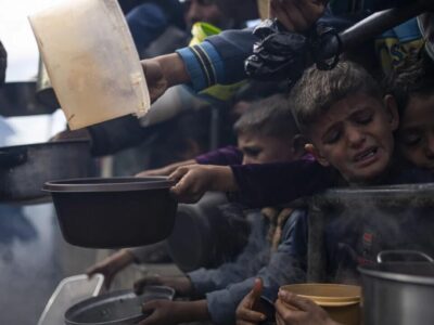 Mueren 100 niños en Gaza por desnutrición desde el inicio de la ofensiva israelí