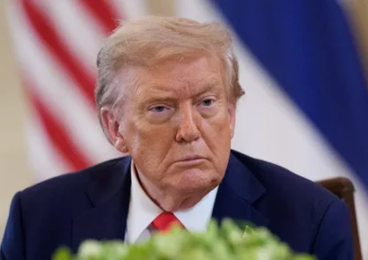 Tribunal federal declara ilegales los aranceles de Trump, pero los mantiene vigentes temporalmente