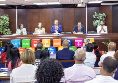 Estudio revela que tutores vapean más que estudiantes en RD