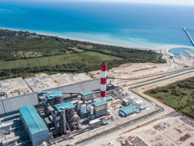 Abinader asegura suministro eléctrico al 98 % pese a desafíos en Punta Catalina y mayor demanda
