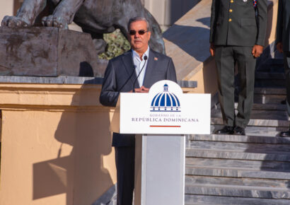 Abinader encabezará presentación de regrabación del Himno Nacional