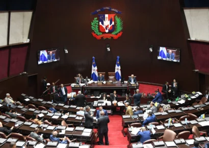 Diputados aprueban presupuesto complementario por RD$69 mil millones; pasa al Senado
