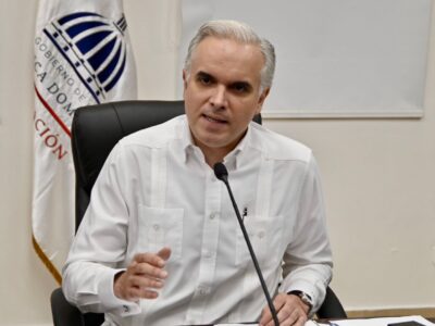 Ministro de Educación aclaró que niños de tres años serán admitidos en el sistema público a partir del año escolar 2026-2027