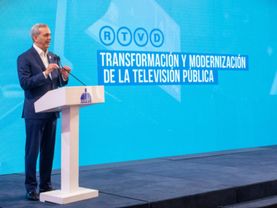 Abinader presenta modernización de RTVD y crecimiento histórico de audiencia