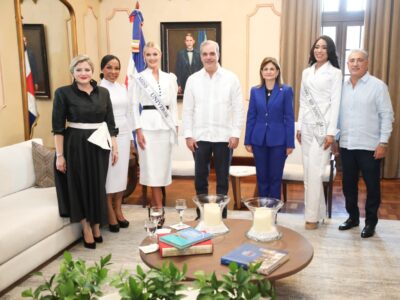Abinader y Raquel Peña reciben en el Palacio Nacional a Miss Universo 2024 y Miss RD