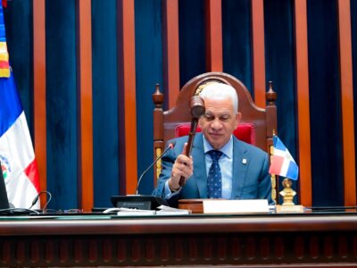 Senado remite a comisión proyecto de modificación al presupuesto 2025