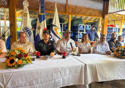 Medio Ambiente impulsa sostenibilidad en los Saltos de Damajagua con nuevas iniciativas