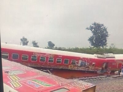 Increíble: descarrilamiento de un tren en Nigeria deja siete heridos