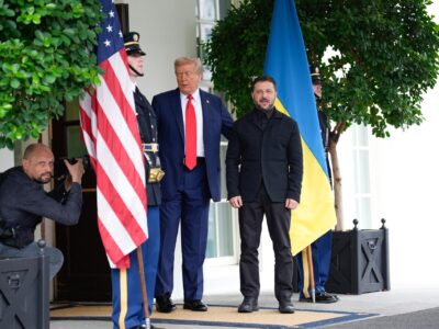 Trump interrumpe reunión con líderes europeos para hablar con Putin sobre Ucrania