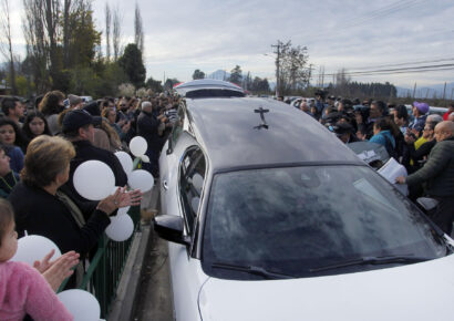 Chile despide a los seis mineros fallecidos en El Teniente mientras avanza investigación por posible negligencia
