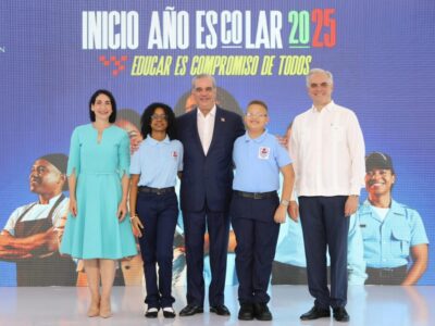 Abinader anuncia entrega total de kits escolares a estudiantes del sistema público